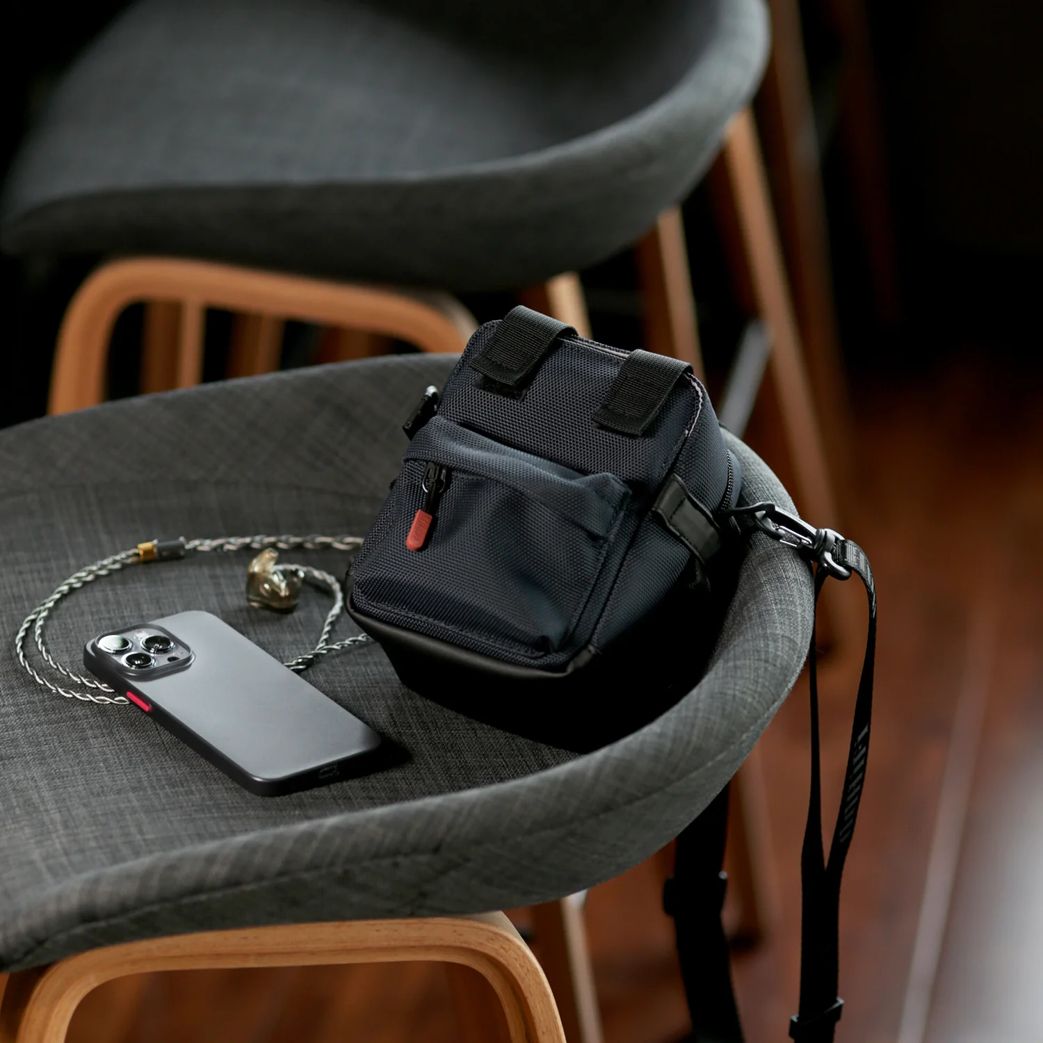 DD ddHiFi C2022 Carrying Case - Image 2
