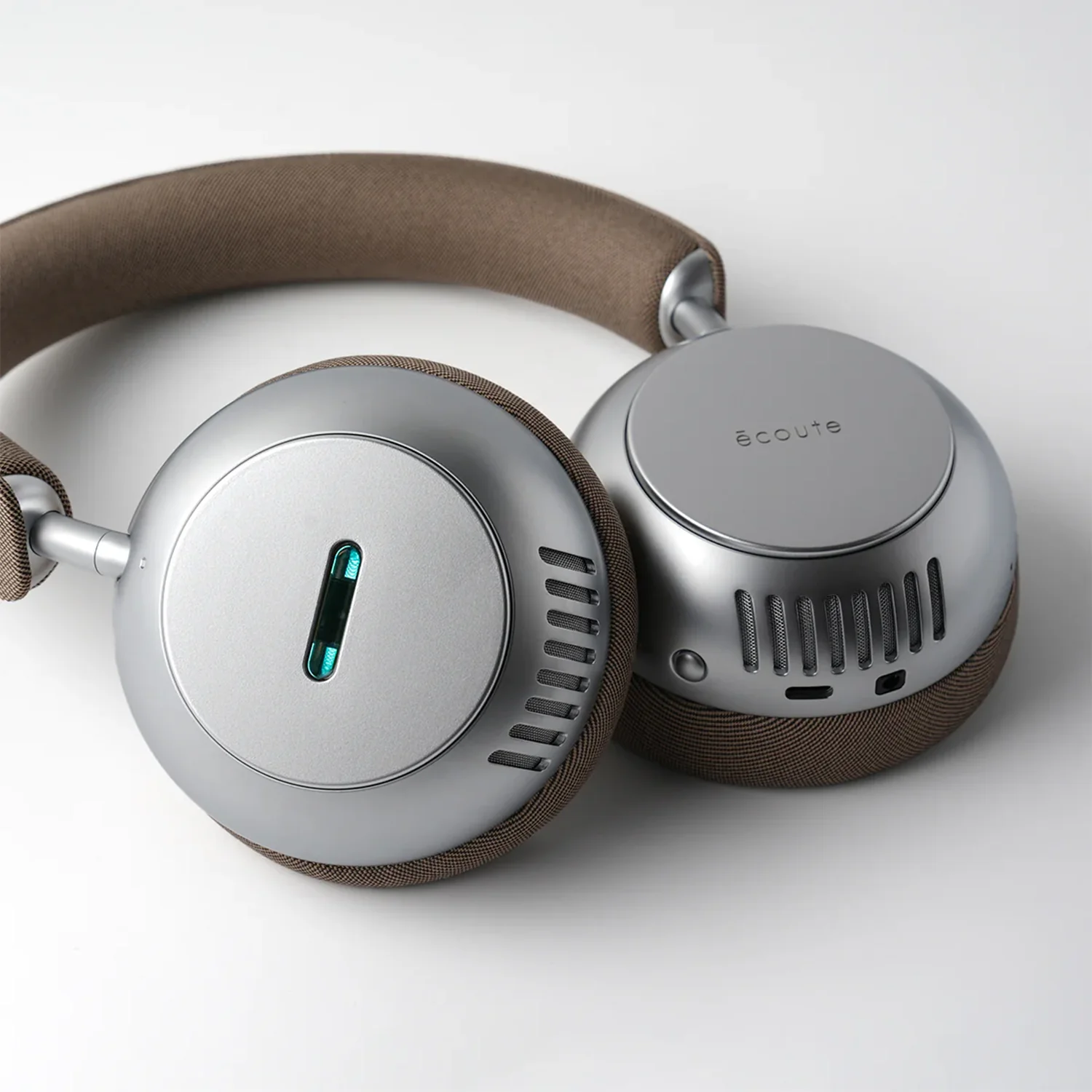 Écoute Audio TH1 Closed-Back Audiophile ANC Headphones With Vacuum Tube Preamp - Image 12