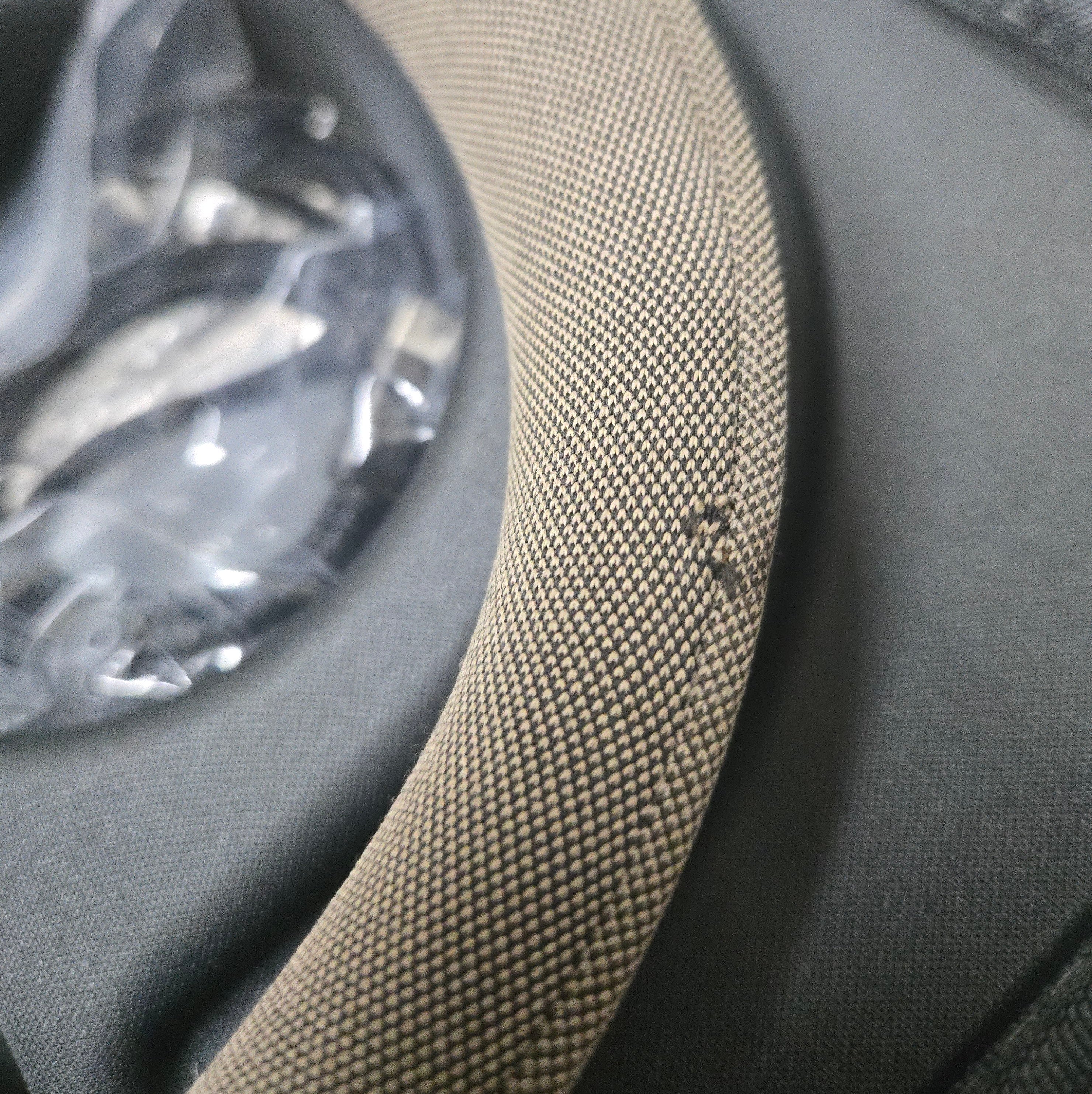 Écoute Audio TH1 Closed-Back Audiophile ANC Headphones With Vacuum Tube Preamp (Open Box, Minor headband damage) - Image 2