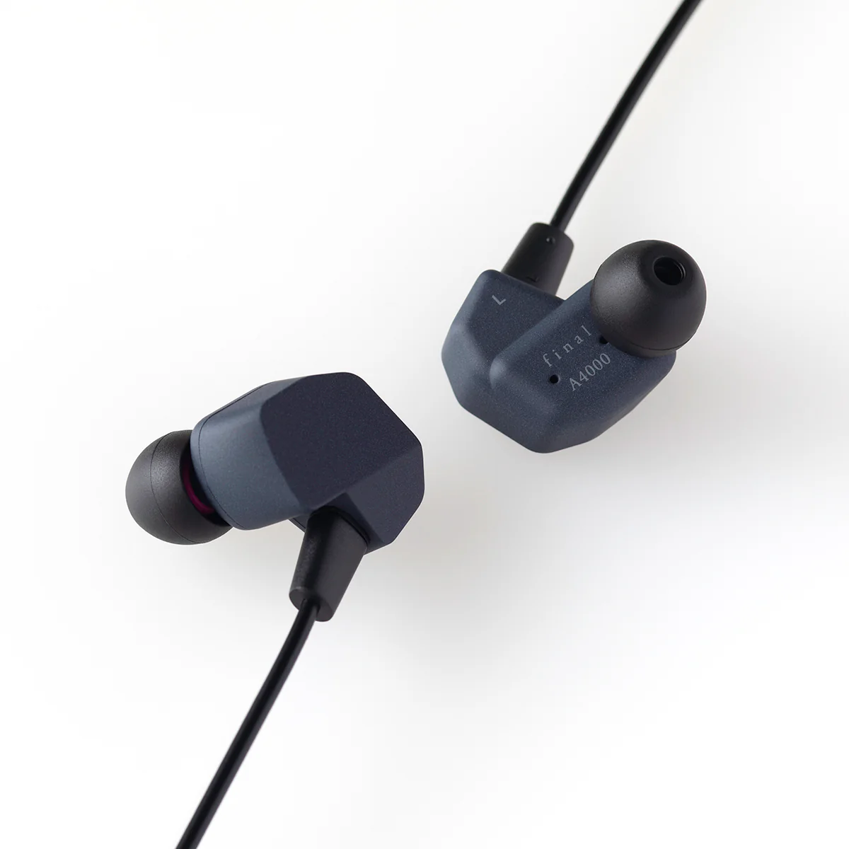 Final Audio A4000 Earphones (+free Glow-in-the-Dark tips) - Image 2