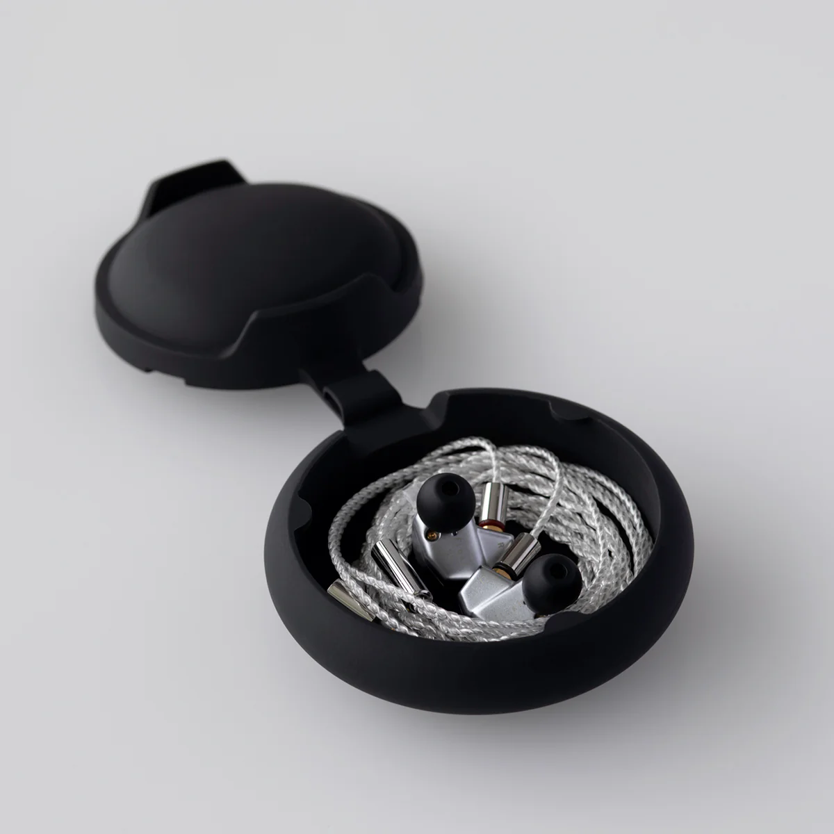 Final Audio B3 Dual BA Driver Earphones (+free Glow-in-the-Dark tips) - Image 3