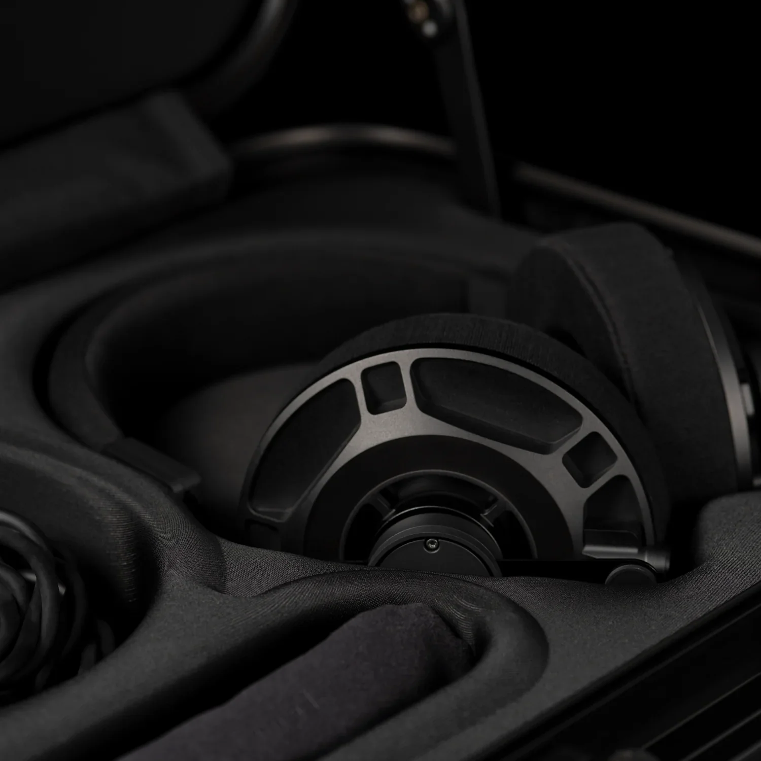 Final Audio D7000 Semi-Open Planar Magnetic Headphones (Open Box) - Image 3