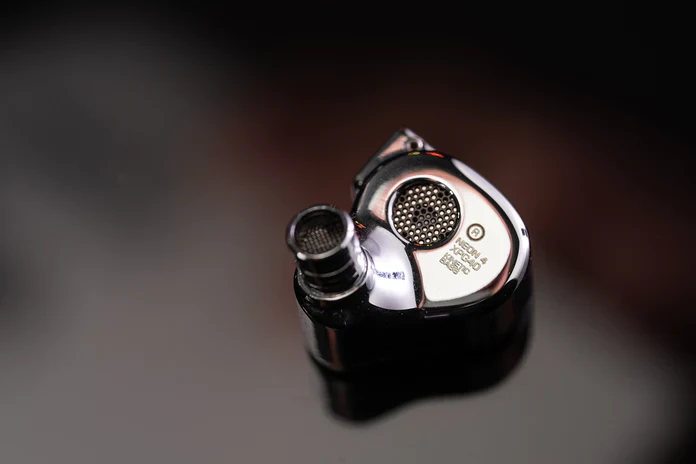FIR Audio Neon 4 Universal In-Ear Monitor (Open Box) (Minor damage on the exterior cover box) - Image 3