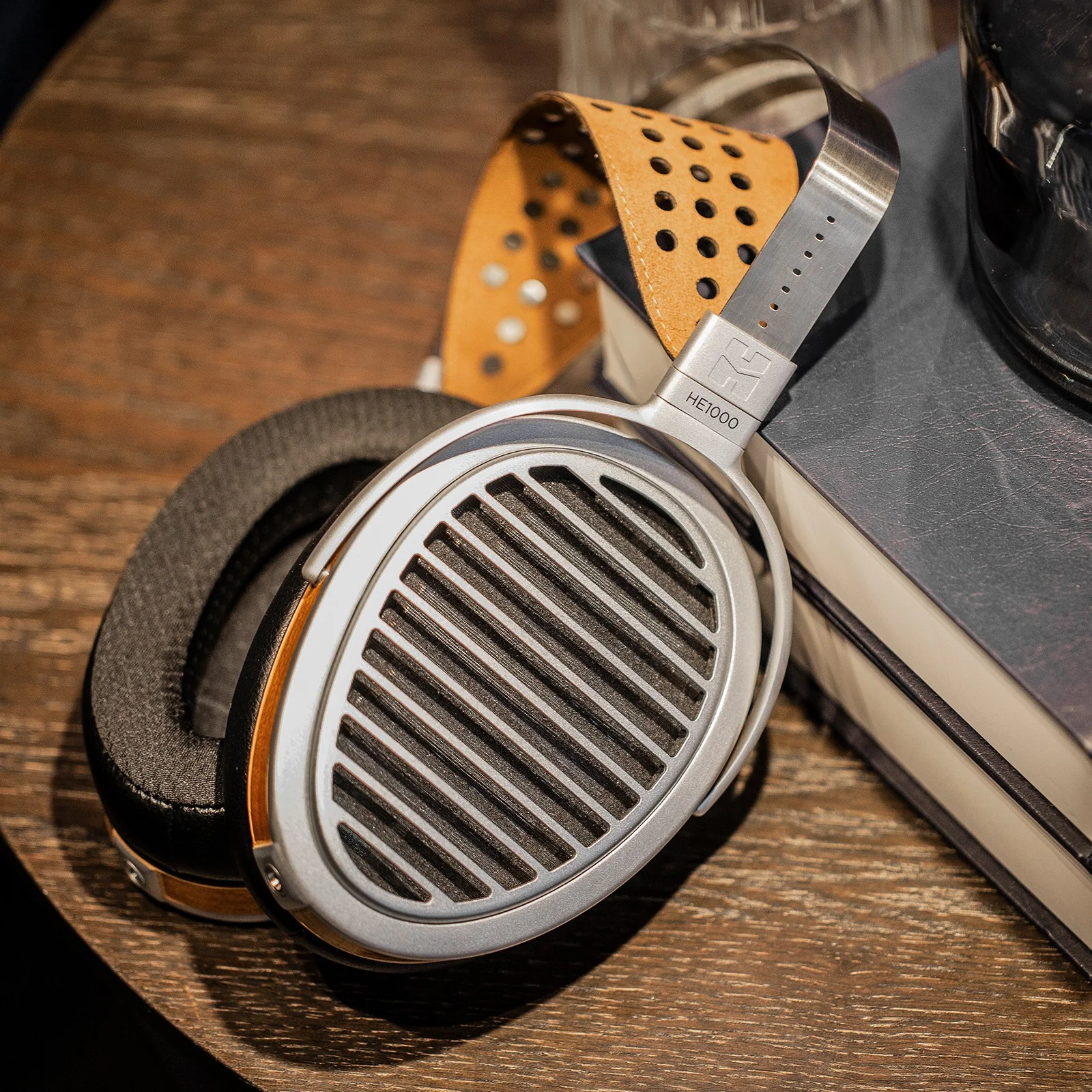Hifiman HE1000 Stealth Planar Magnetic Headphones (Latest Edition) - Image 5
