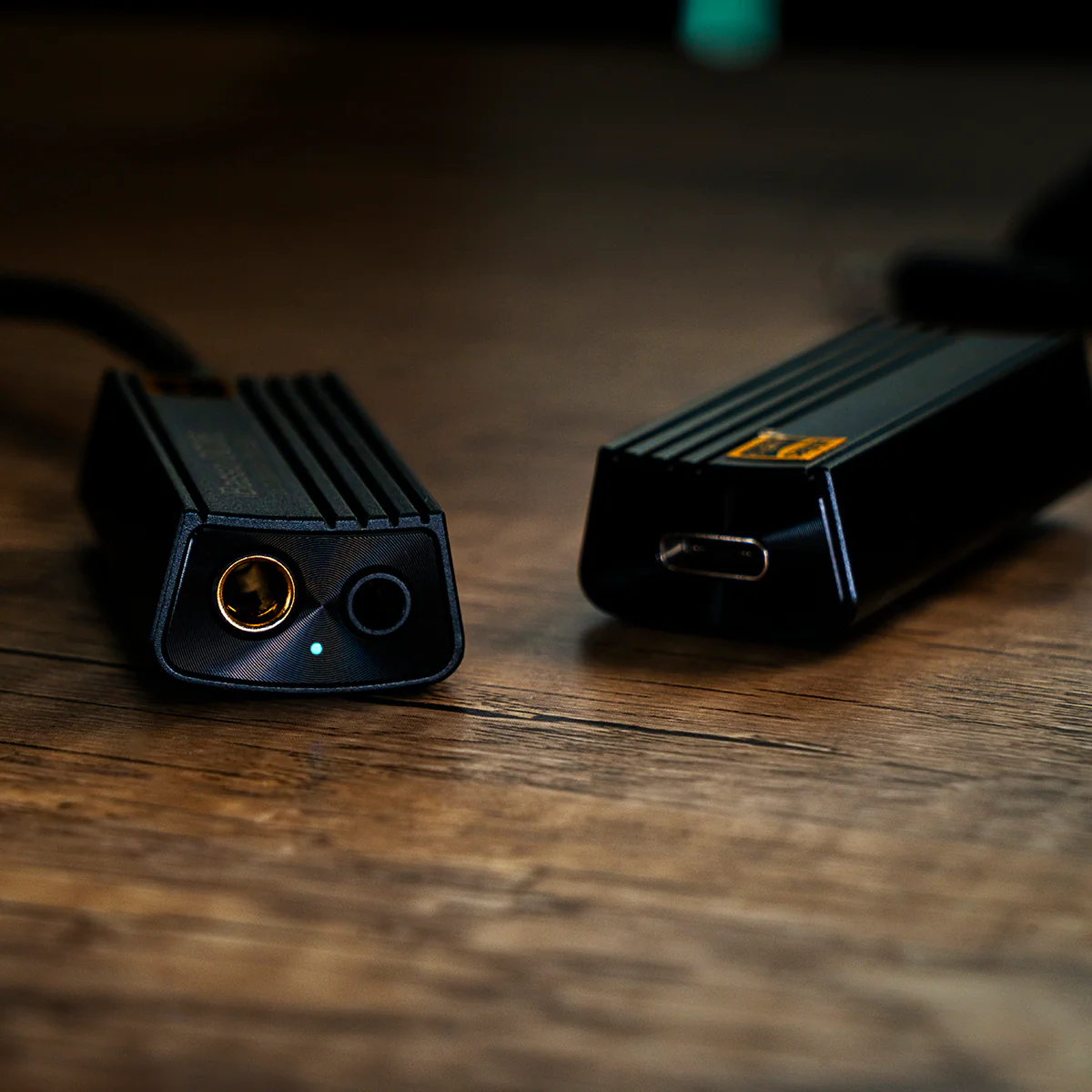 iBasso DC06 USB Cable Adapter DAC/amp - Image 2