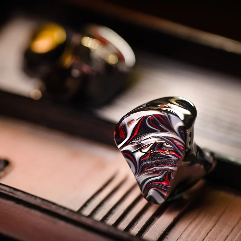 Xenns Mangird UP Electrostatic Universal In-Ear Monitor - Image 3