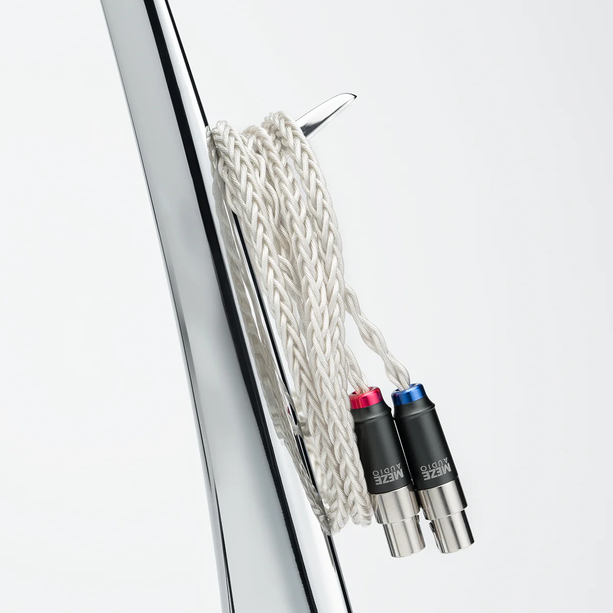 Meze Manta Headphone Stand - Image 9