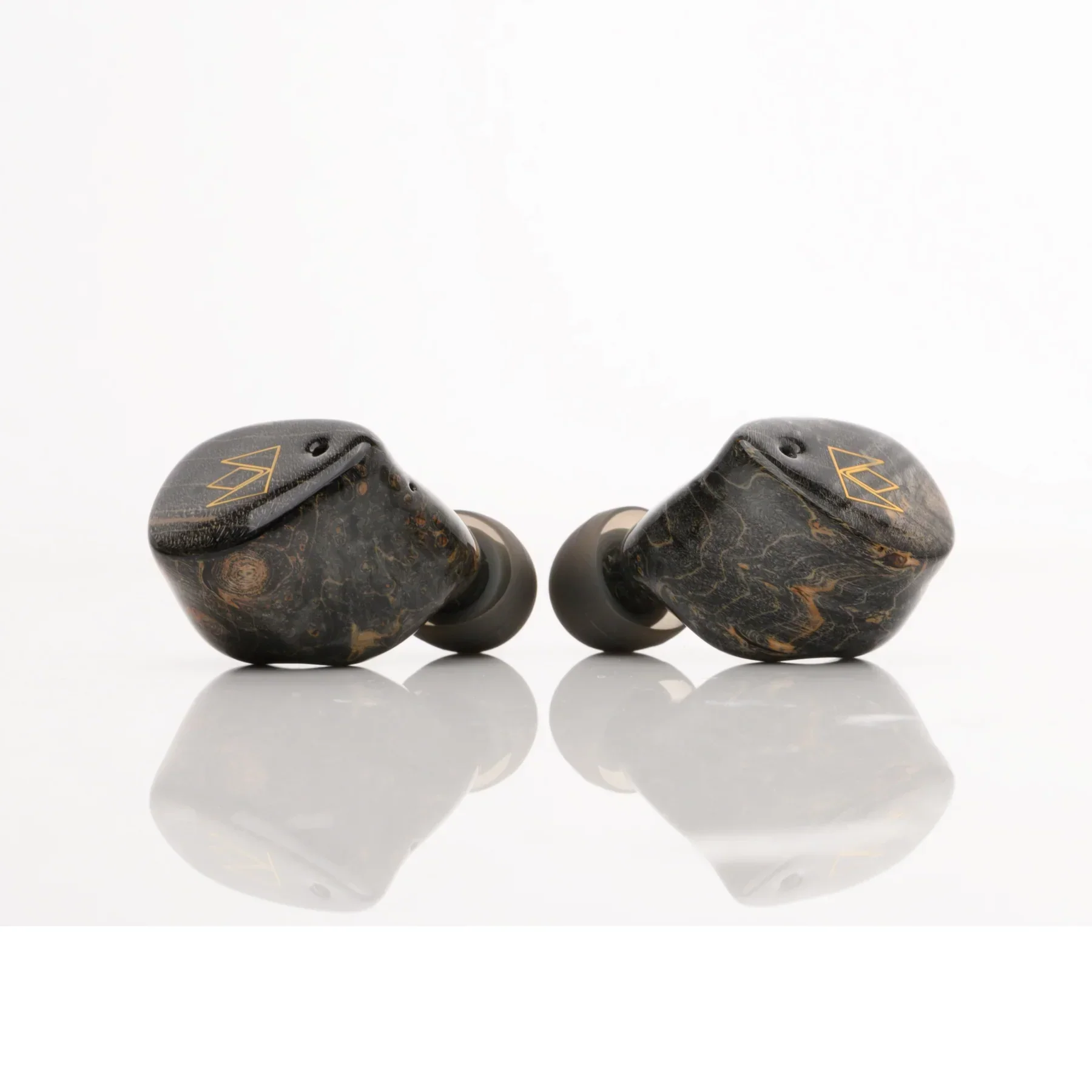 Noble Audio Fokus Prestige True Wireless IEMs (Open Box) - Image 5