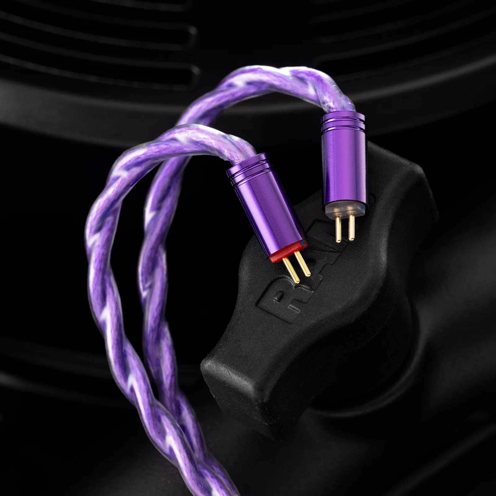 Queen of Audio Whisky Silver Plated In-Ear Monitor Upgrade Cable - Image 2