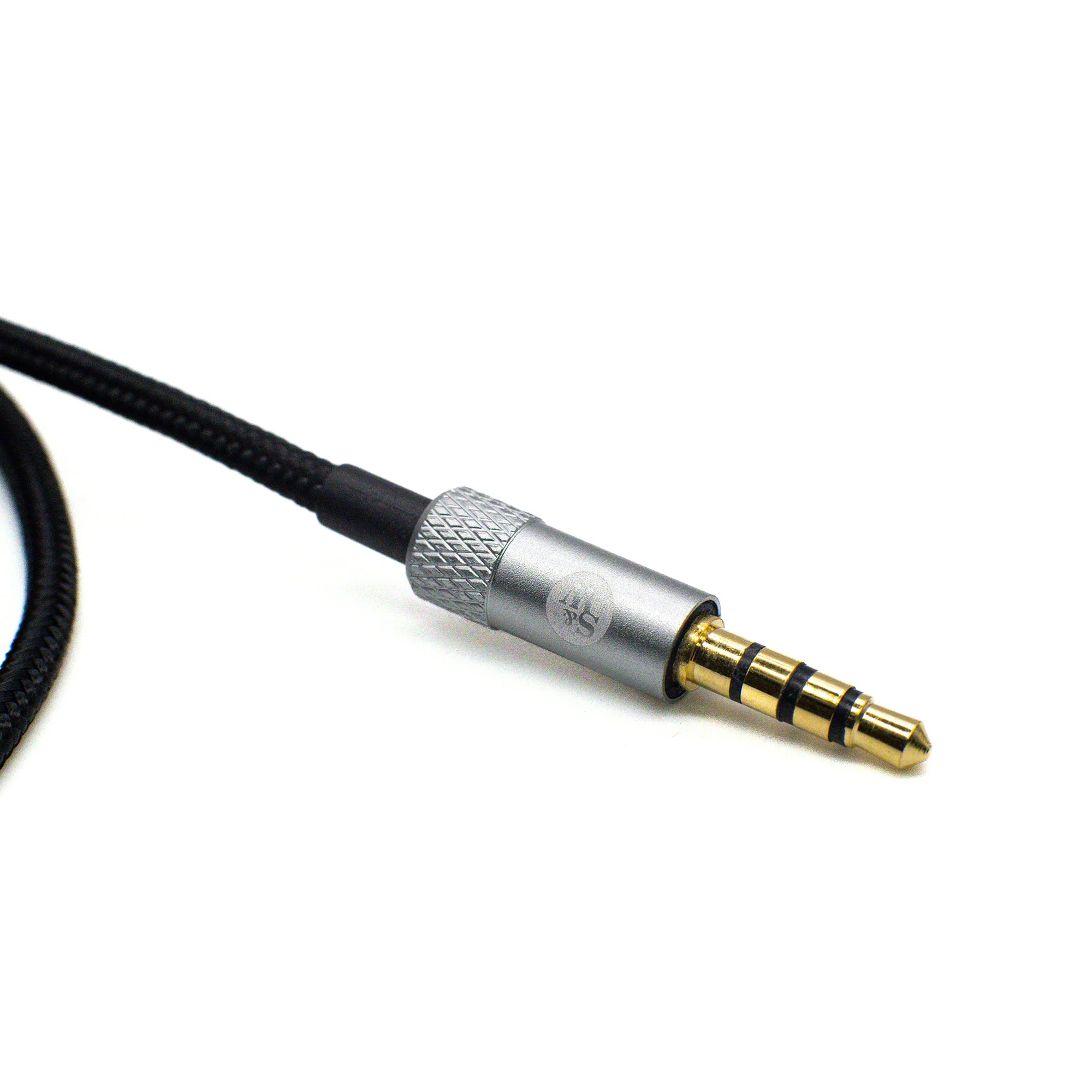 Strauss & Wagner Kassel 3.5mm to 3.5mm Nylon Braided Upgrade Cable for Beats Solo 2.0, 3.0 - Image 2