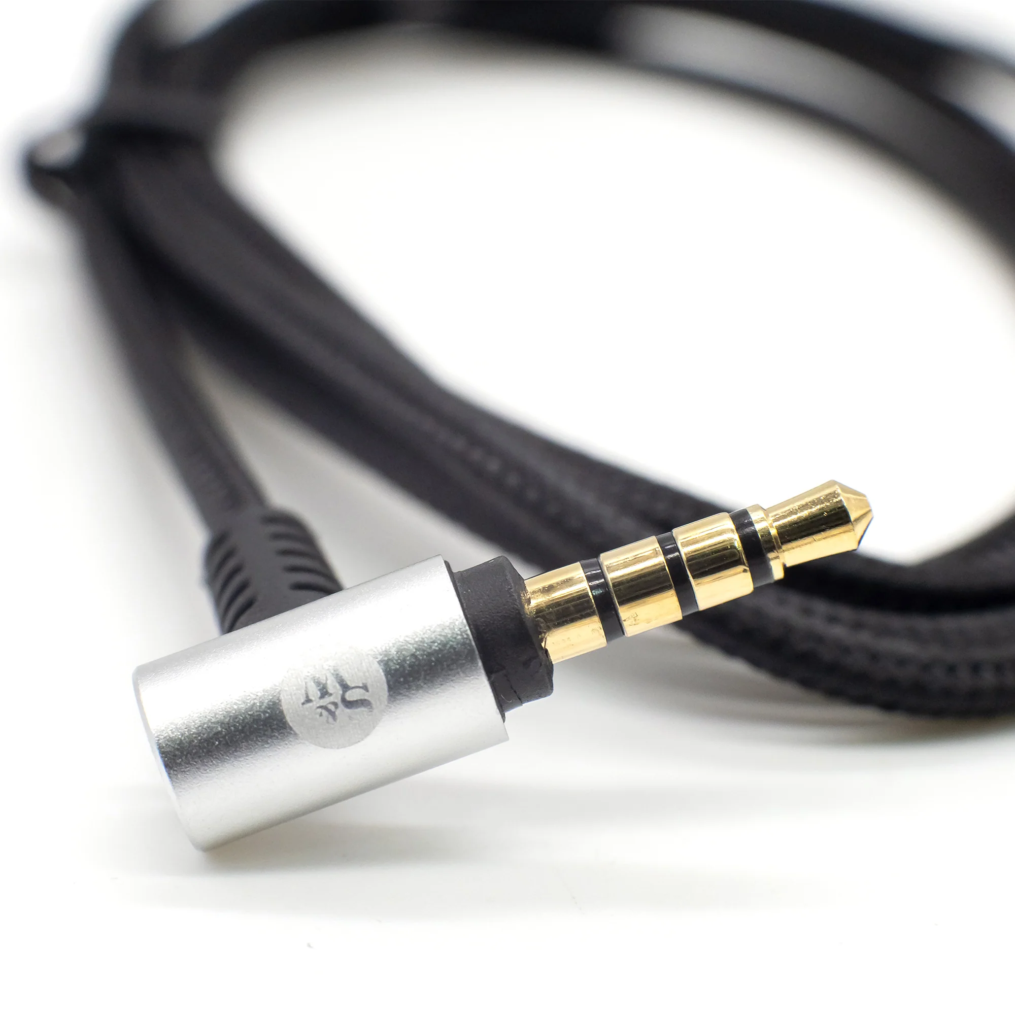 Strauss & Wagner Mortsel 2.5mm Twist Lock to L-Shape 3.5mm Nylon Braided Headphone Cable for Sennheiser HD4.30/HD4.40BT/HD4.50BTNC - Image 2
