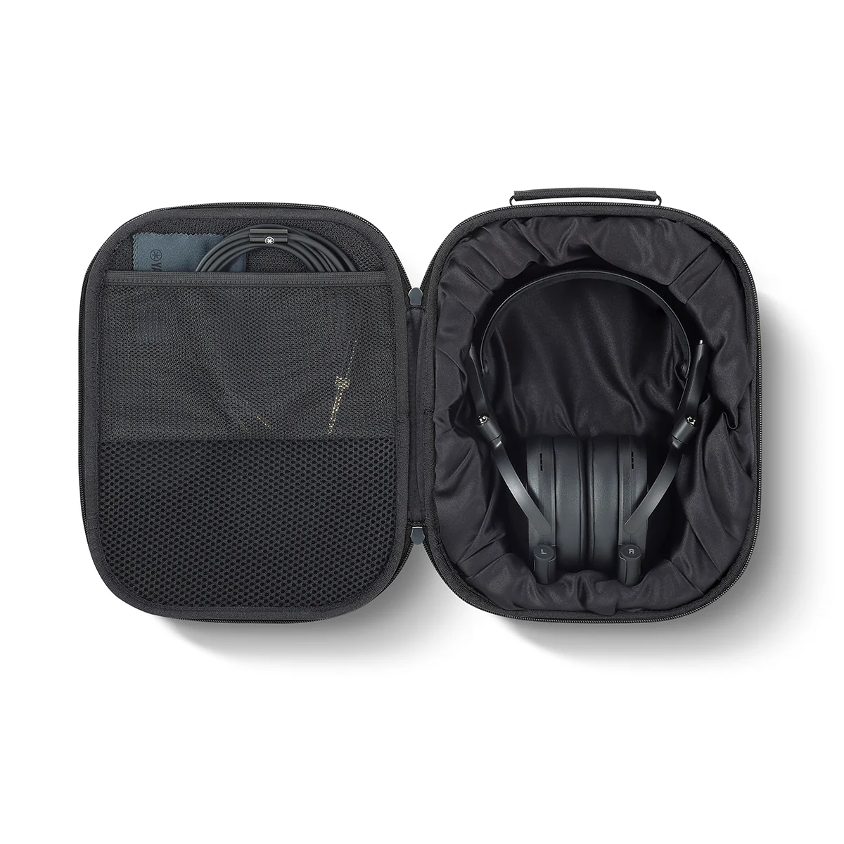 Yamaha YH-C3000 Premium Closed-Back Headphones - Image 5